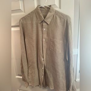 Adolfo Domínguez linen shirt.